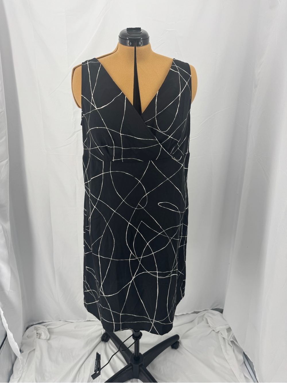 Vintage Venezia Black Mini Dress with White Abstract Swirls-ca. late 90s 0195